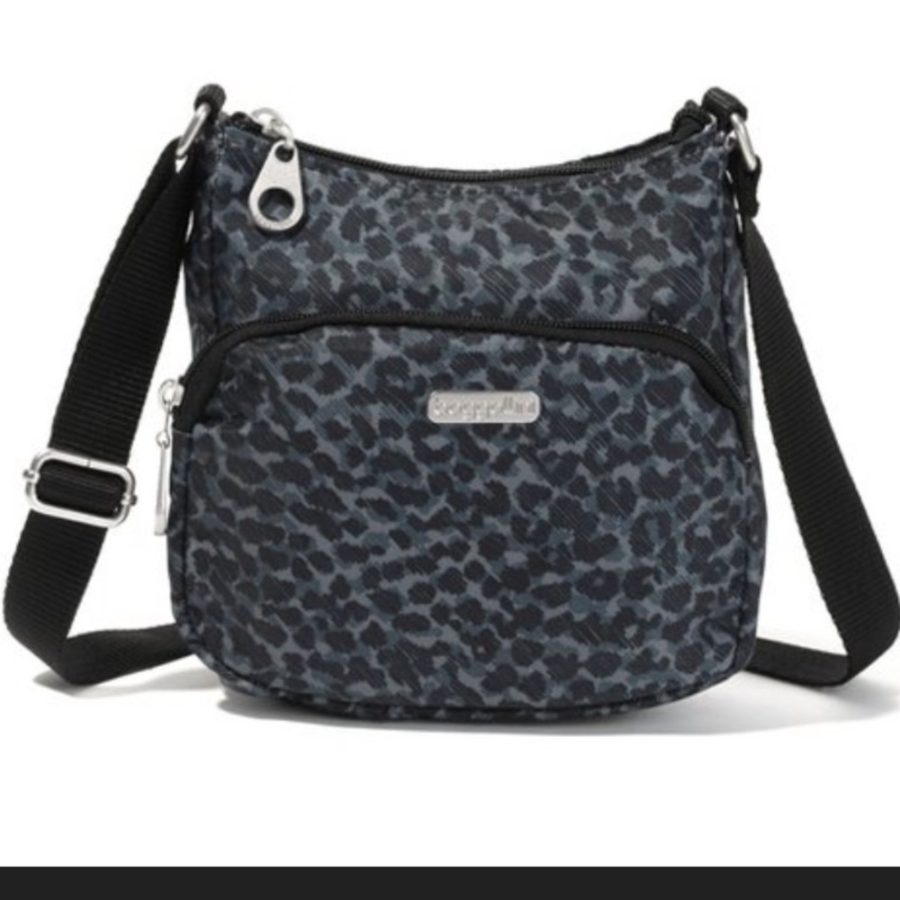 baggallini Women’s Joey Bagg- Black/Charcoal Cheetah